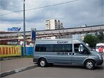 Бесплатный автобус Genser в пункт аренды автомобилей АрендаАвто-омс на ул.Добролюбова